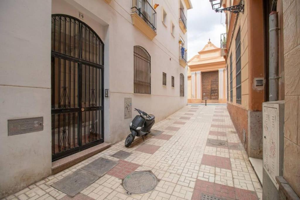 Aceite Duplex En El Centro Historico De Malaga Apartment Exterior photo